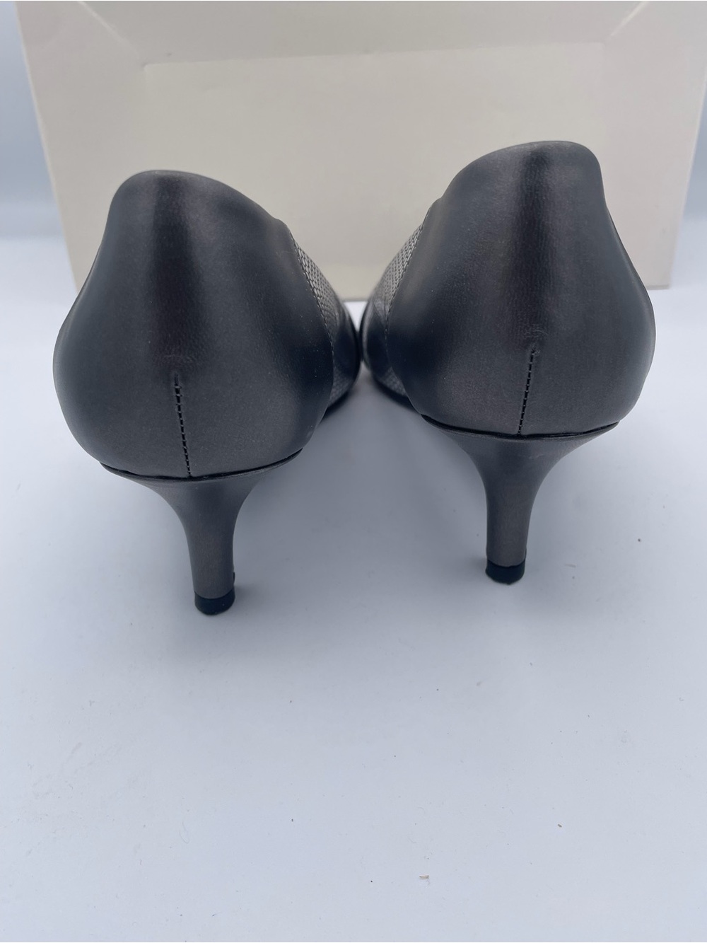 Anne Klein iFlex Women’s Pointed Toe Kitten Heel Pumps Gray Pewter Textured 7.5 - Picture 12 of 12